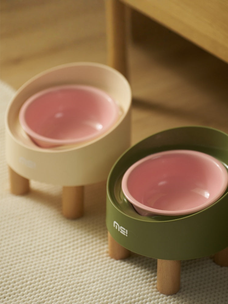 Anti-spill Pet Bowl with Comfort Design