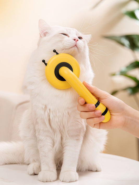 Small Bee Shaped Pet Pin Comb