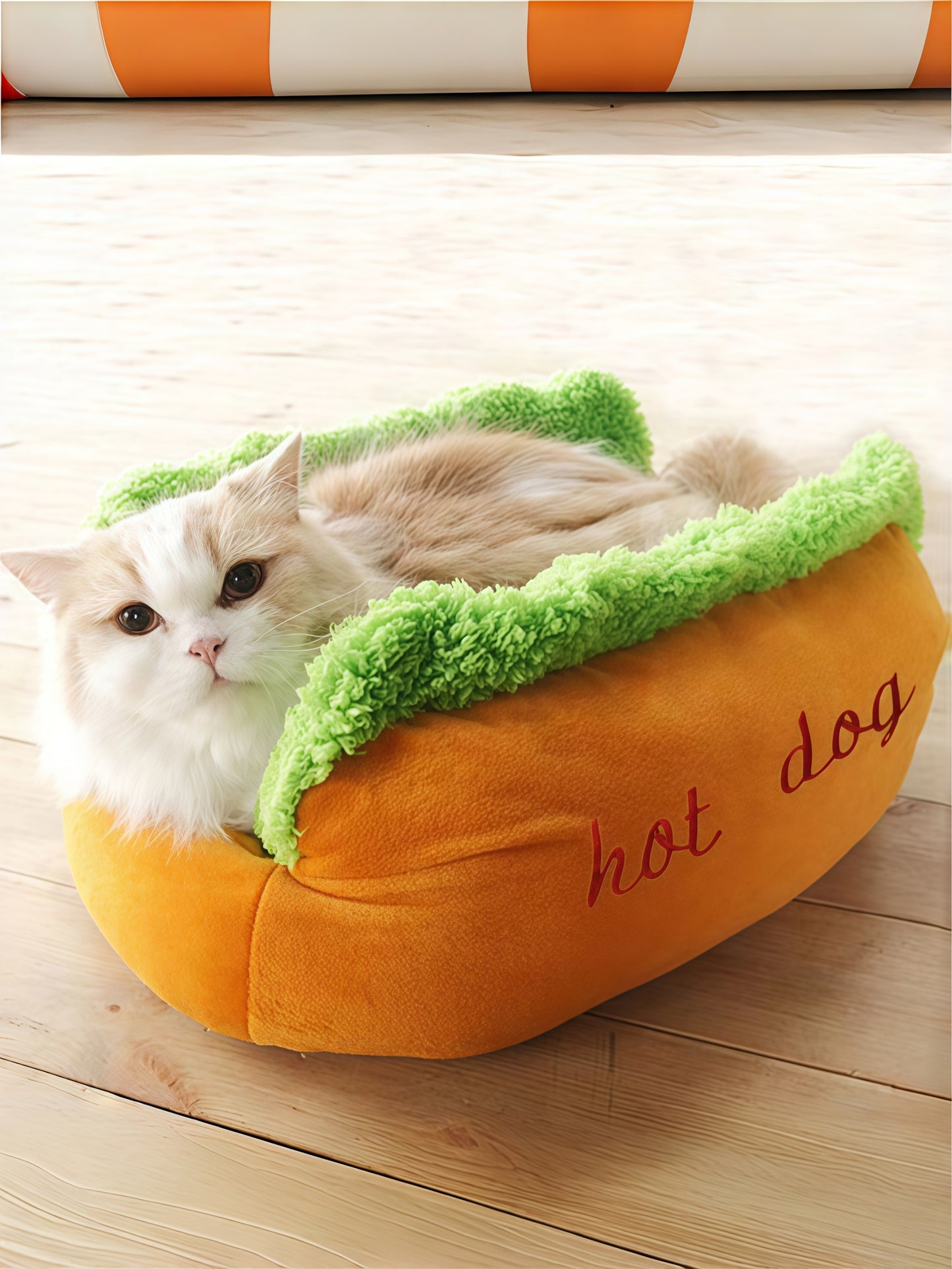 Hot-Dog Pet Bed